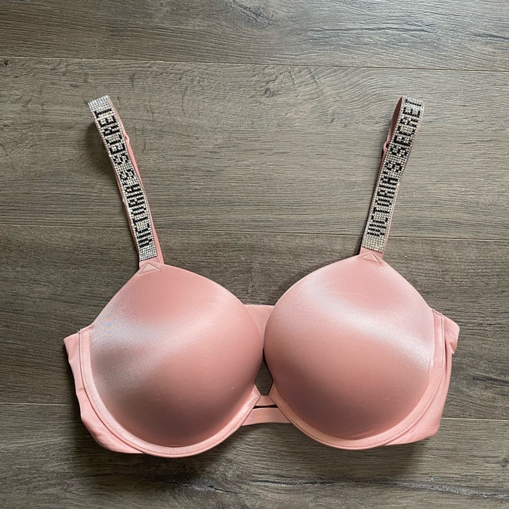 Victoria’s Secret Shine Strap Push Up Bra